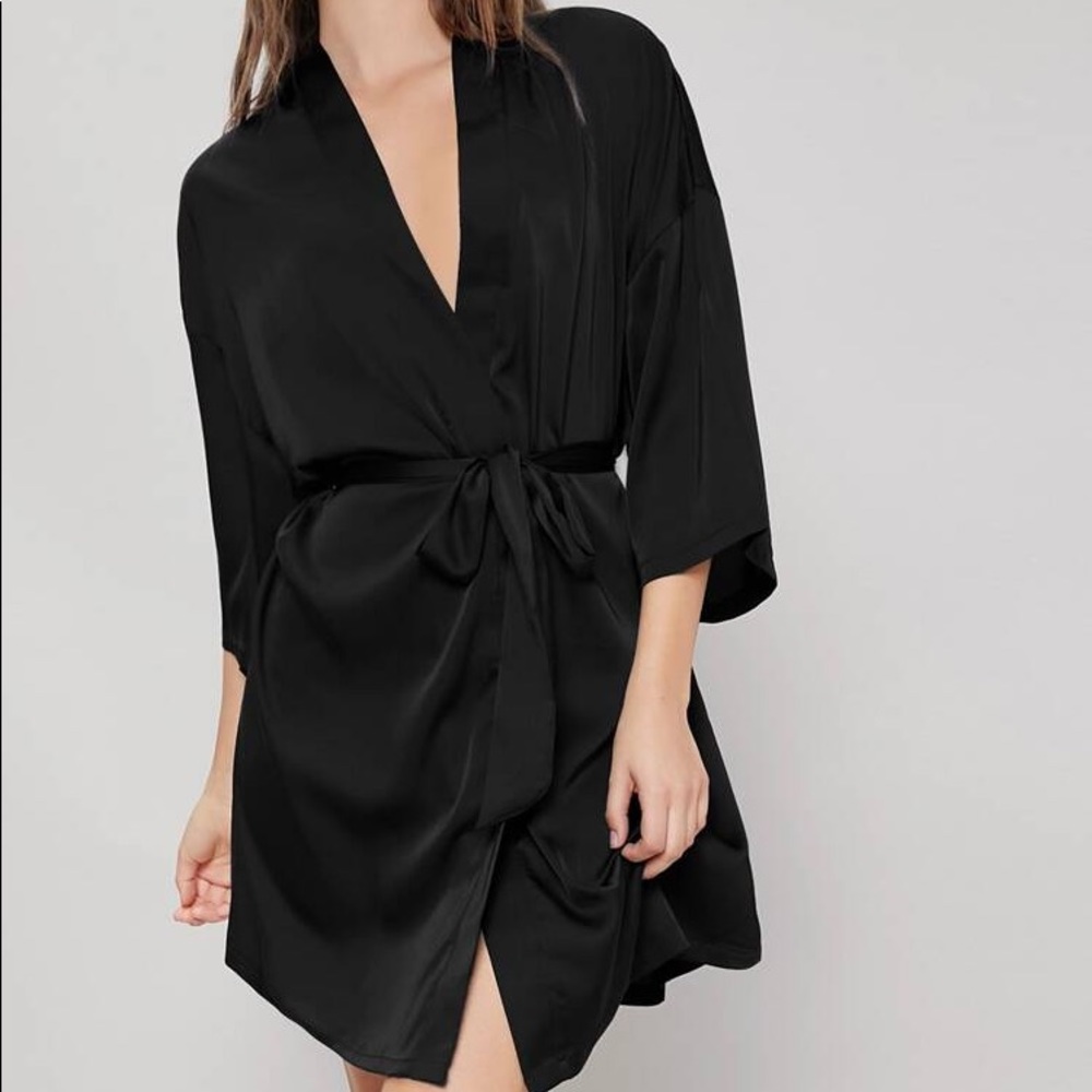 SHEIN BASICS Satin self tie robe